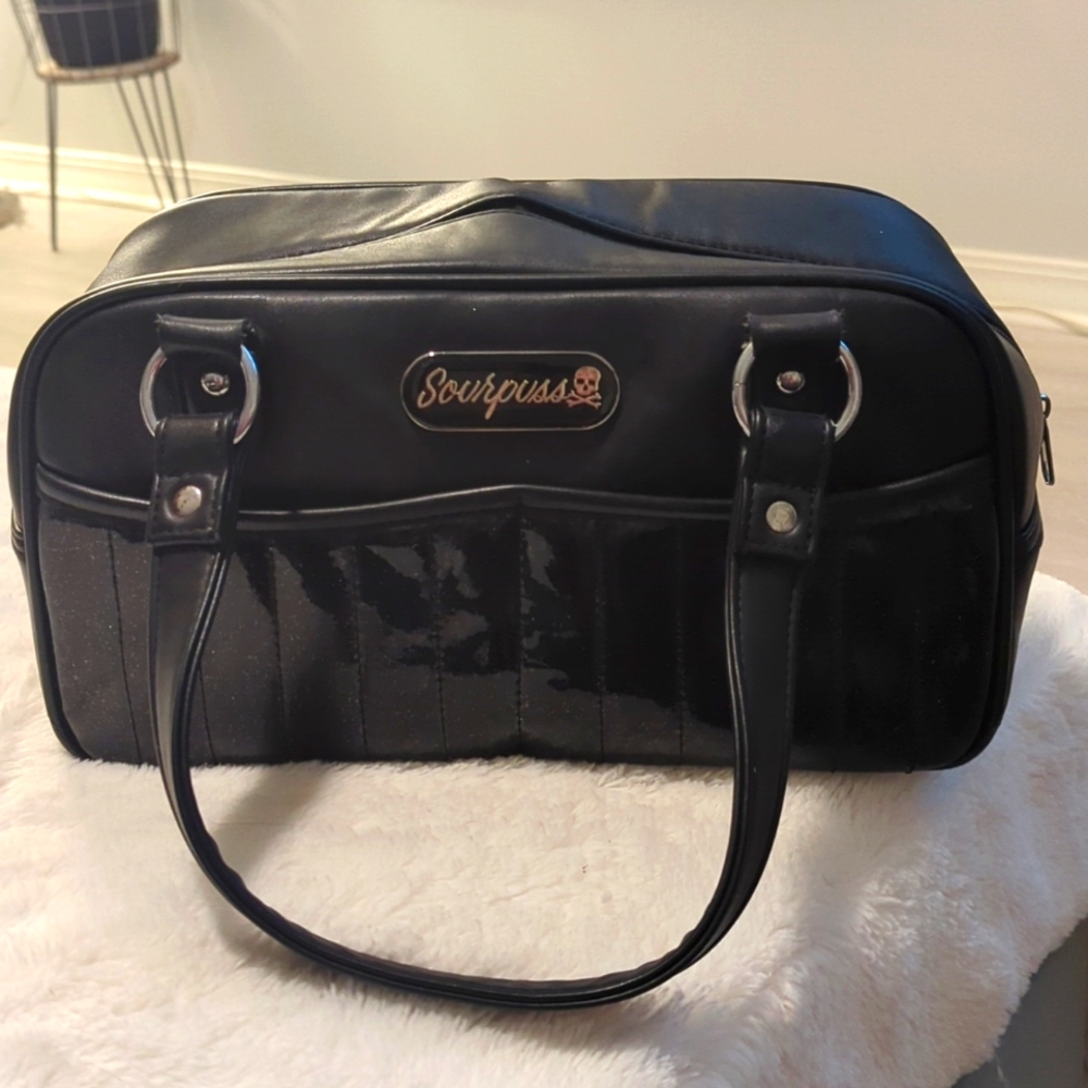 SOURPUSS SABRINA PURSE BLACK